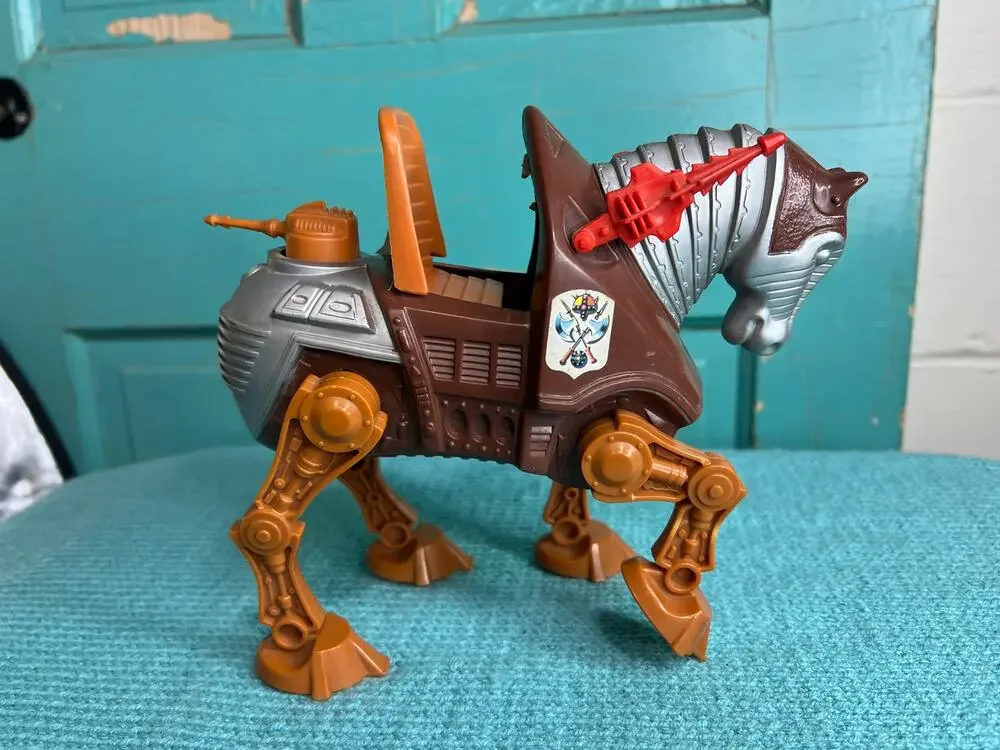 stridor heroic armored war horse 1983